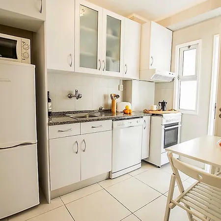 Sea And Waves Apartment